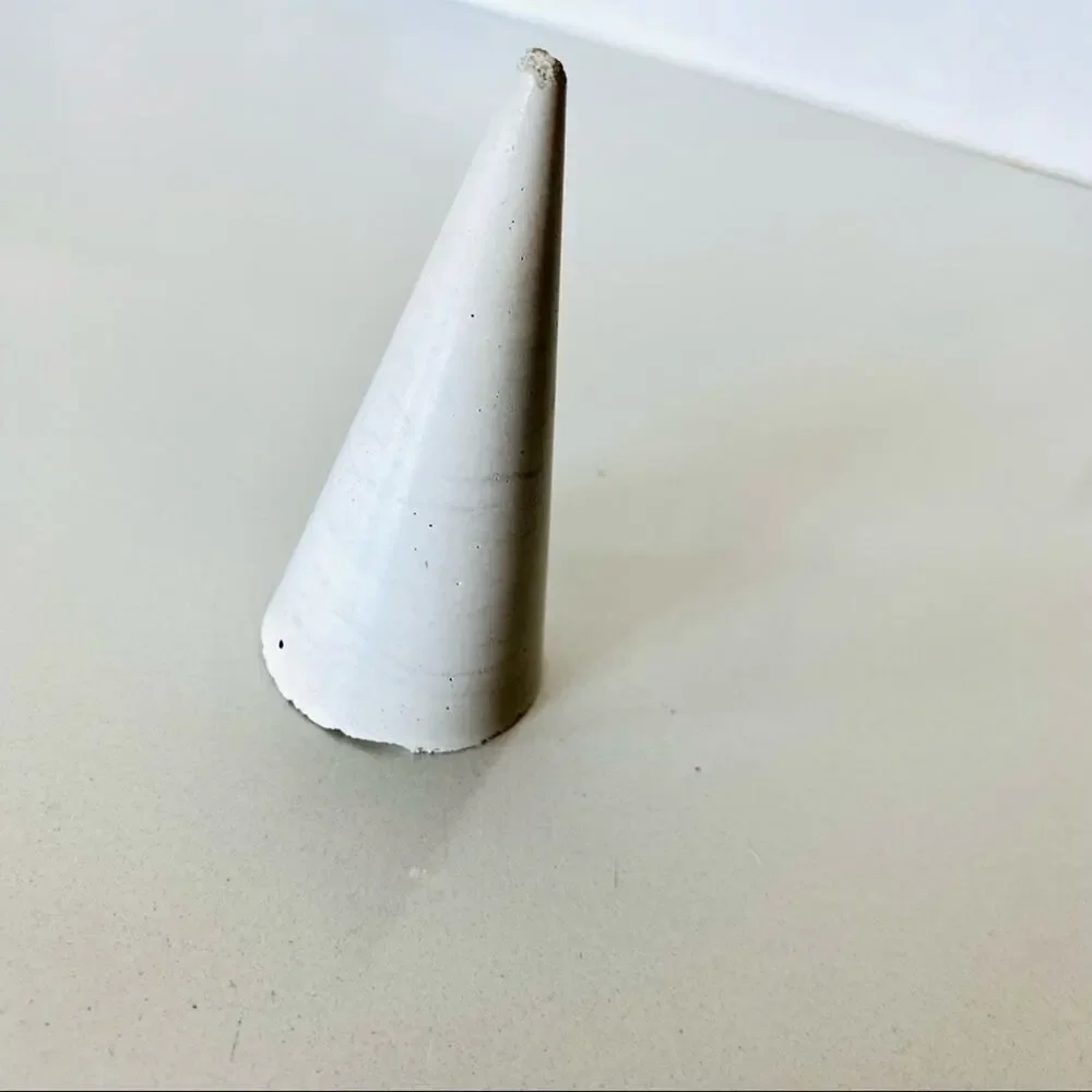 NEW Handmade Grey Concrete Natural Cone Jewelry Ring Holder Home Accent Decor